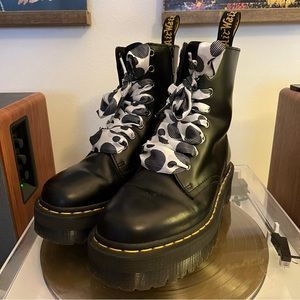 Jadon Platform Dr. Marten Boots